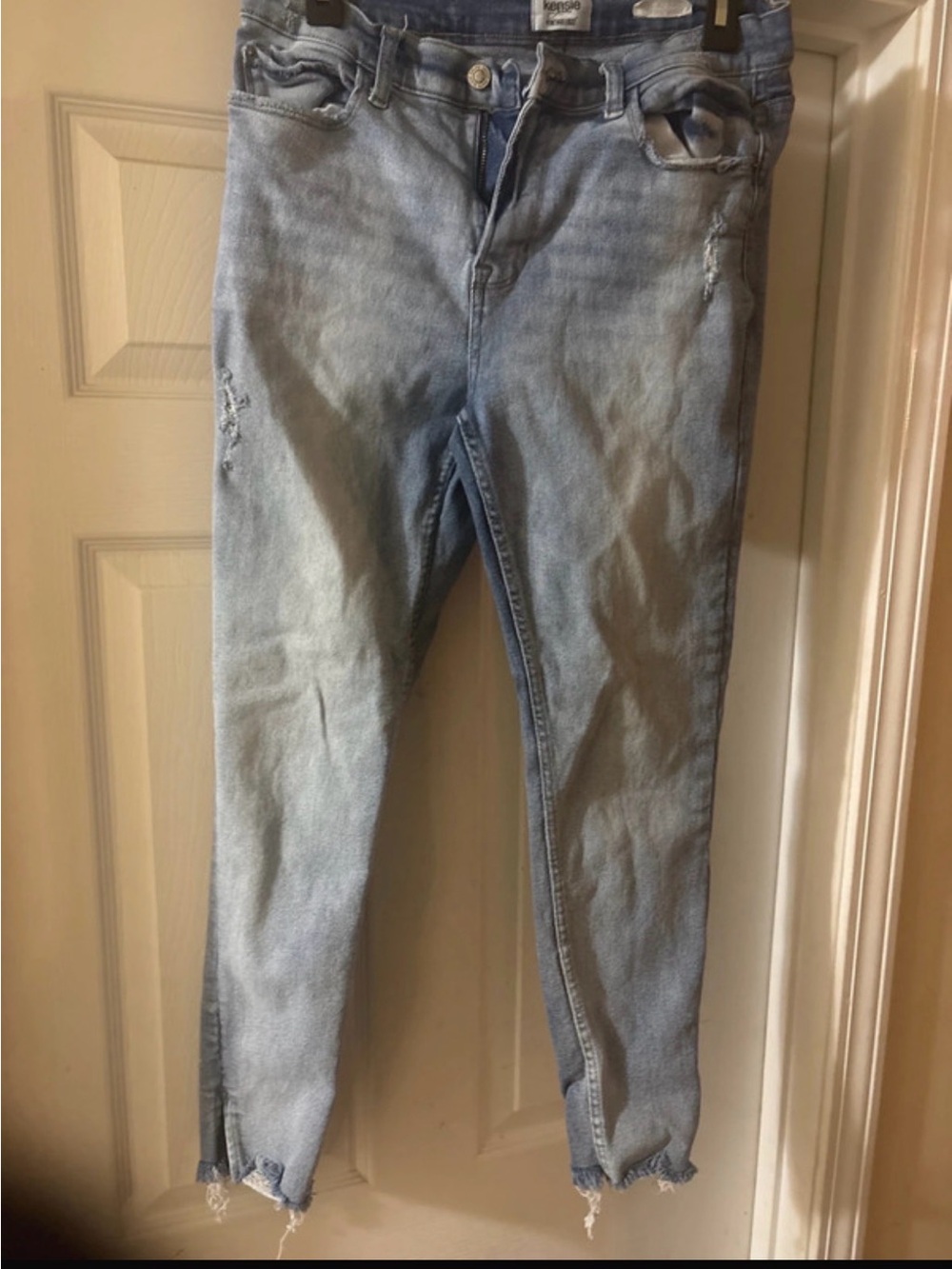 Light Wash Women’s Jeans